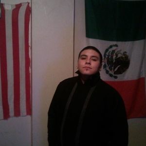 Meet your Posher, Julio